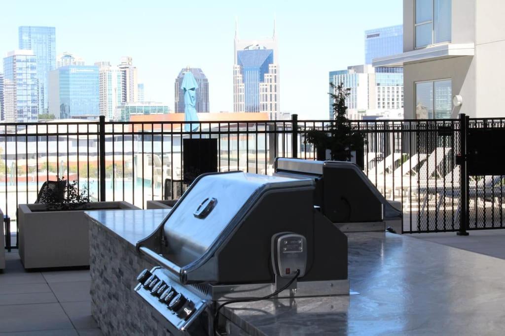 Apartamento Luxury In The Gulch Nashville Exterior foto